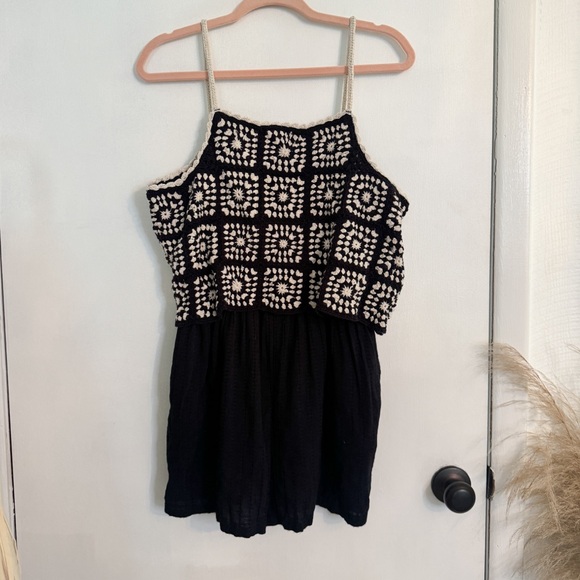 Lucky brand black and white crochet romper - Picture 5 of 9